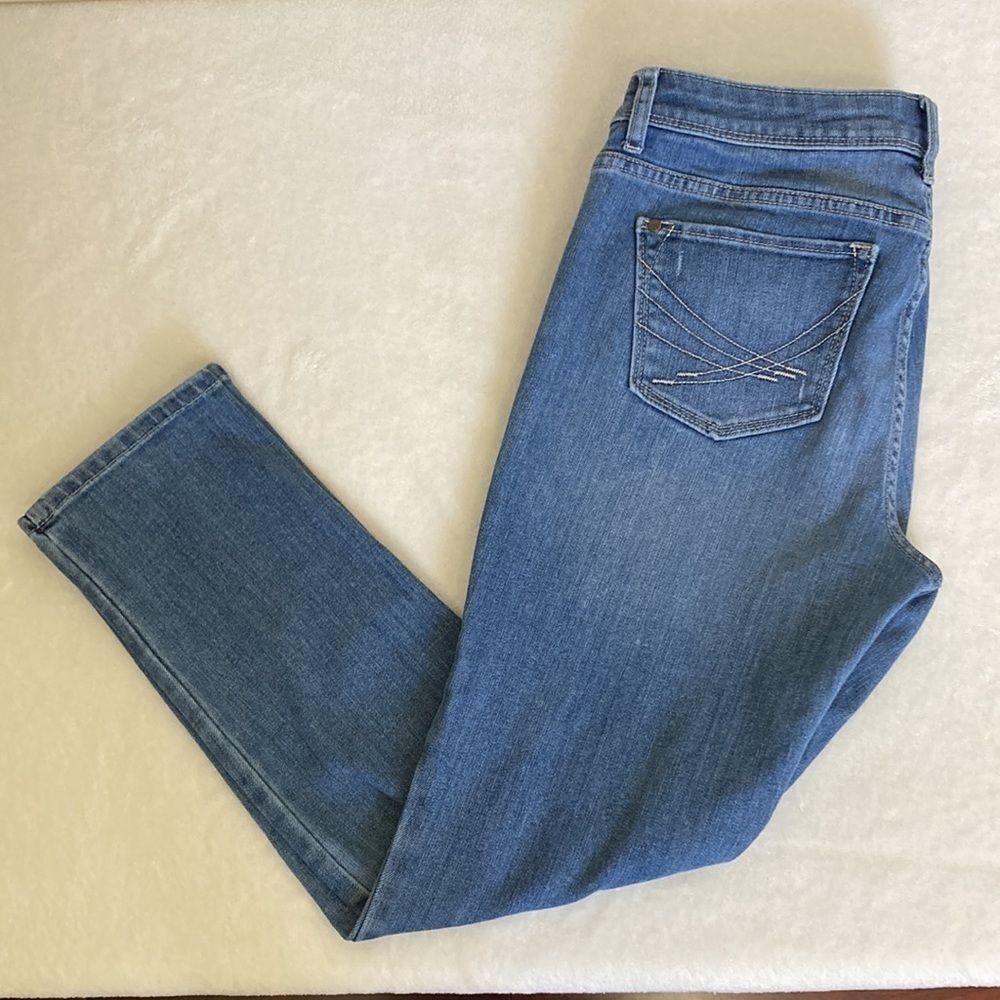 Simply Vera Women’s Denim Jean Capri Size 4